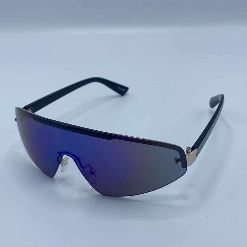 Iridescent Aviator Sunglasses